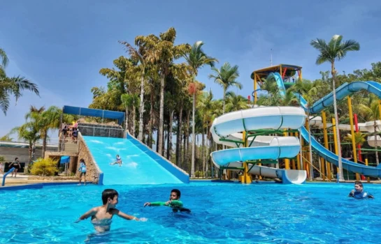 Calor aumenta movimento no Thermas do Vale em São José dos Campos