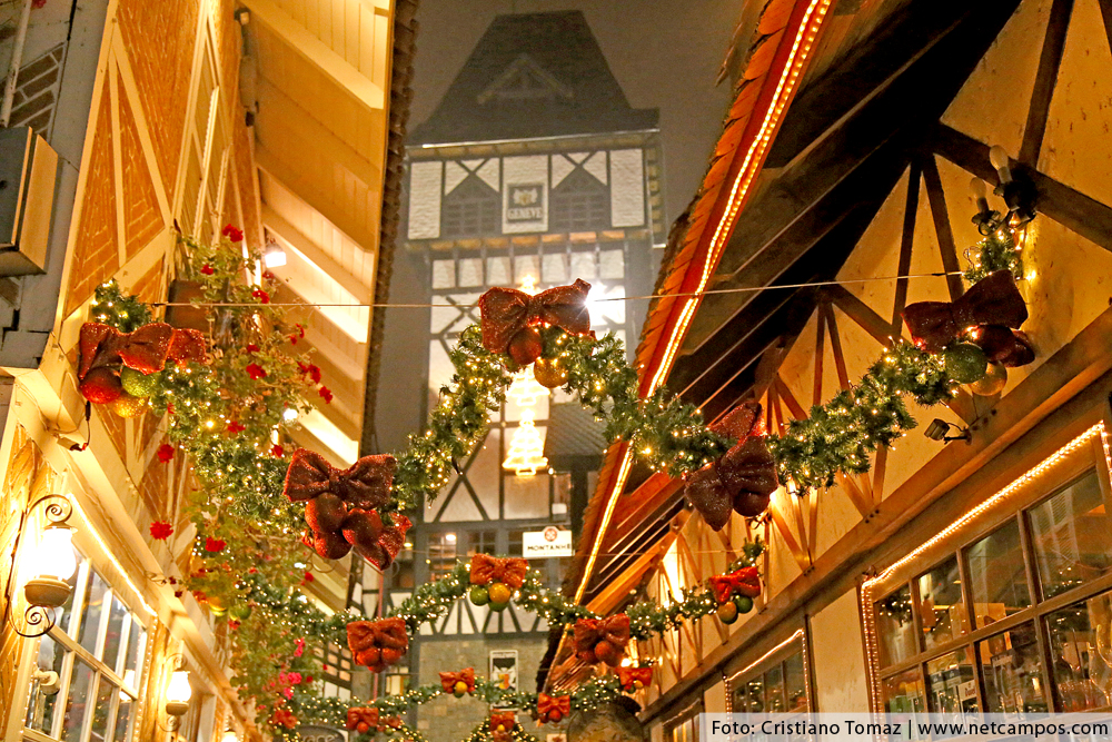 Boulevard Geneve em Campos do Jordão decoradaopara o Natal