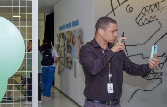 Curso grátis de Libras abre inscrições para aulas online