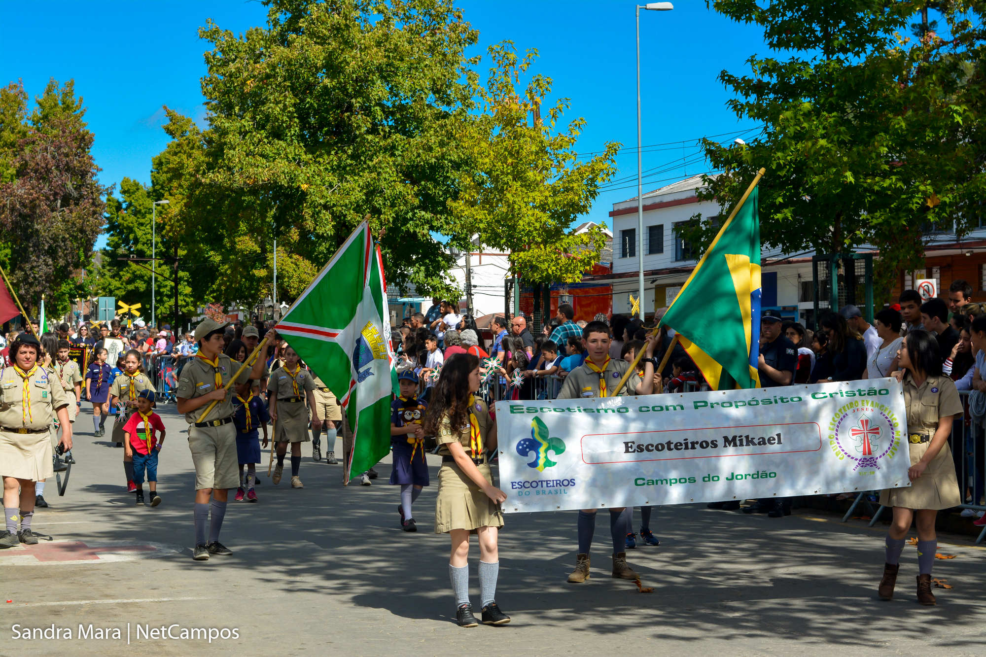desfile-civico-campos-do-jordao-122