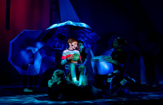 Espetáculo: Ele é o Amor (1)