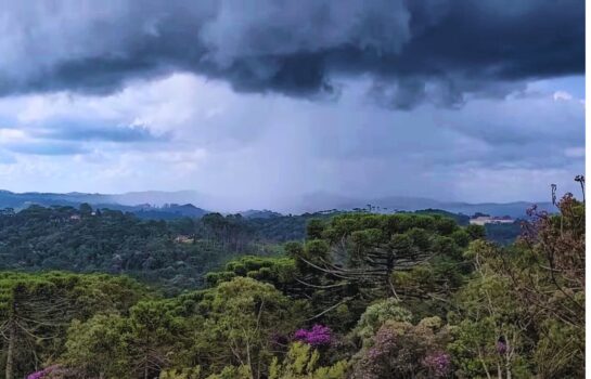 Defesa Civil emite alerta de chuva para o Vale, Litoral e Serra da Mantiqueira