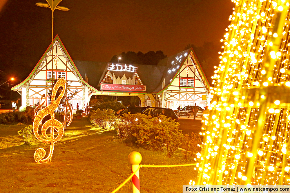 porta-iluminado-natal-2018_7