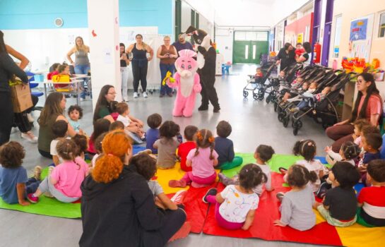 Páscoa para Todos: Fundo Social distribui 10 mil ovos nas escolas de Campos do Jordão