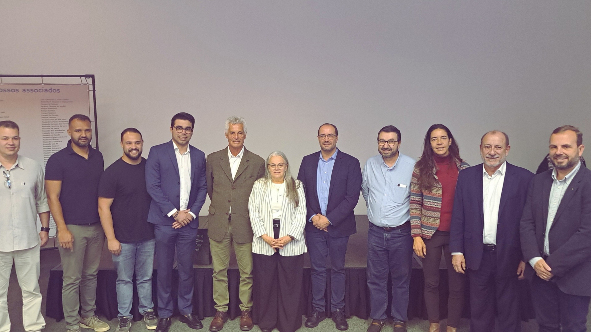 Nova diretoria do Convention & Visitors Bureau toma posse em cerimônia no Hotel Vila Inglesa