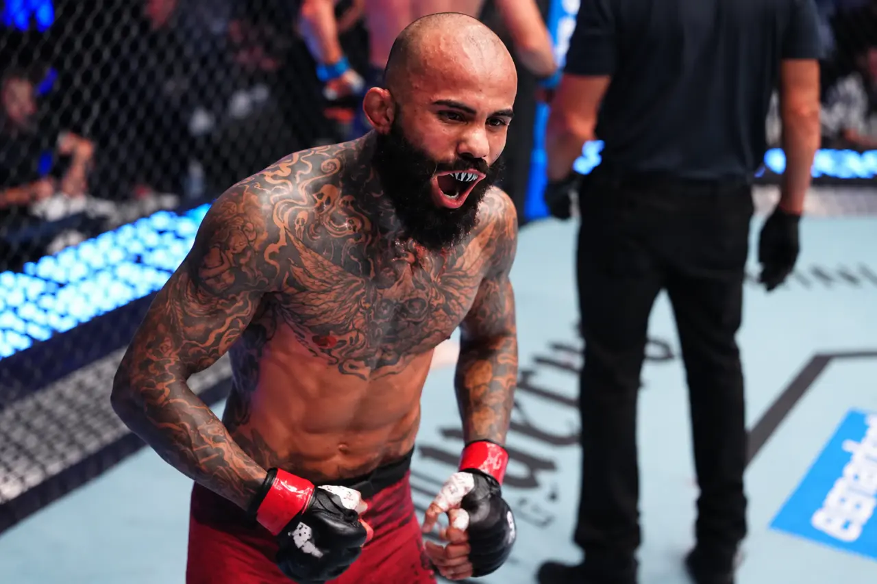 Marcos Tailandês supera lesão, vence no Contender Series e conquista contrato com o UFC