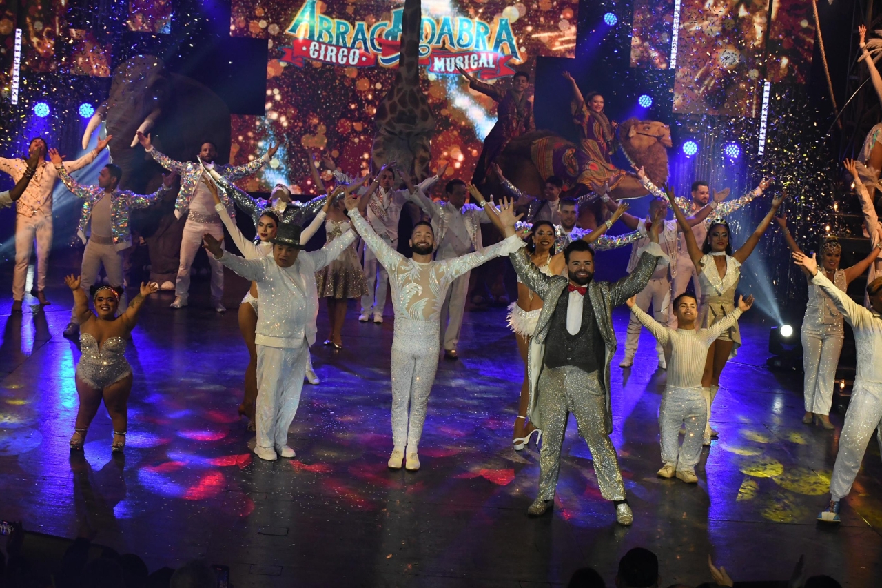 Reder Circus em ‘Abracadabra’ é sucesso absoluto em São José; Espetáculo já reuniu mais de 20 mil pessoas