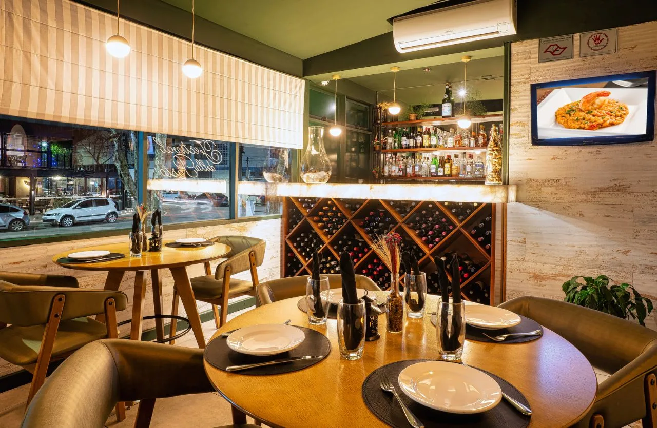 Restaurante Italiano Festival della Pasta reforma ambientes para oferecer melhor experiência aos seus clientes