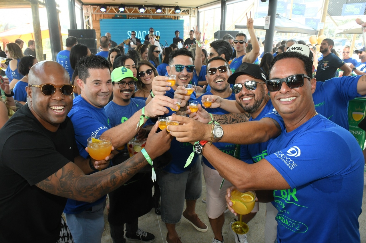 Feijoada 012 – 2ª Edição: Música ao Vivo, Open Bar Premium e Feijoada à Vontade em 20 de Julho