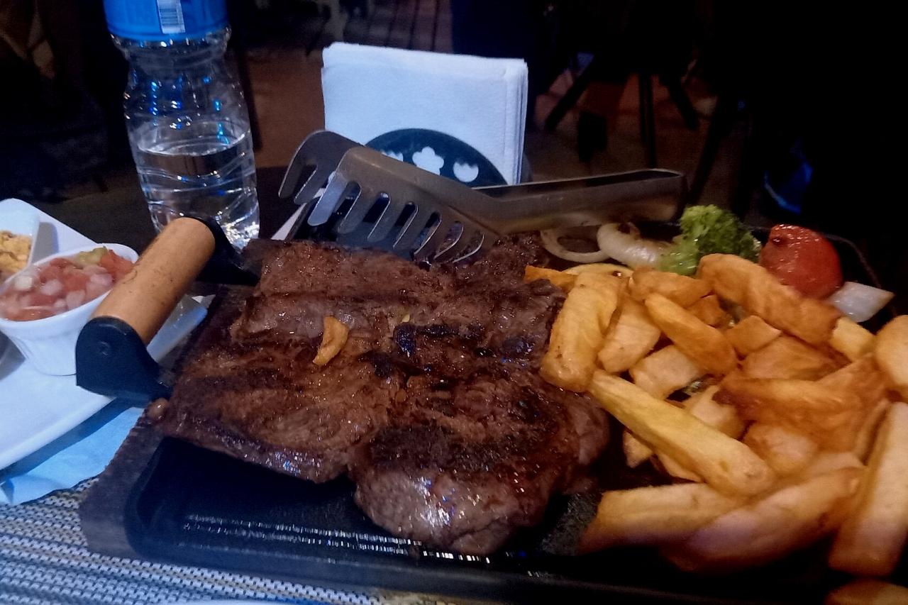 Noite com Show de Tango no Restaurante Cacerola em Campos do Jordão
