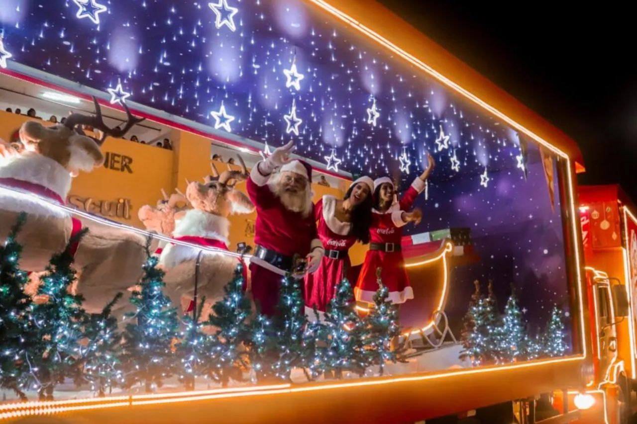 Campos do Jordão recebe pela primeira vez a Caravana de Natal da Coca-Cola em 2025