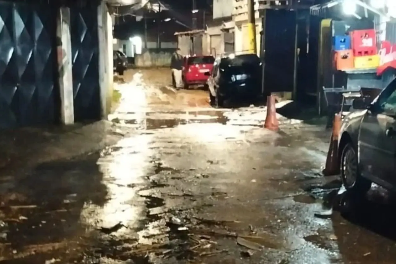 Temporal causa alagamentos em Campos do Jordão