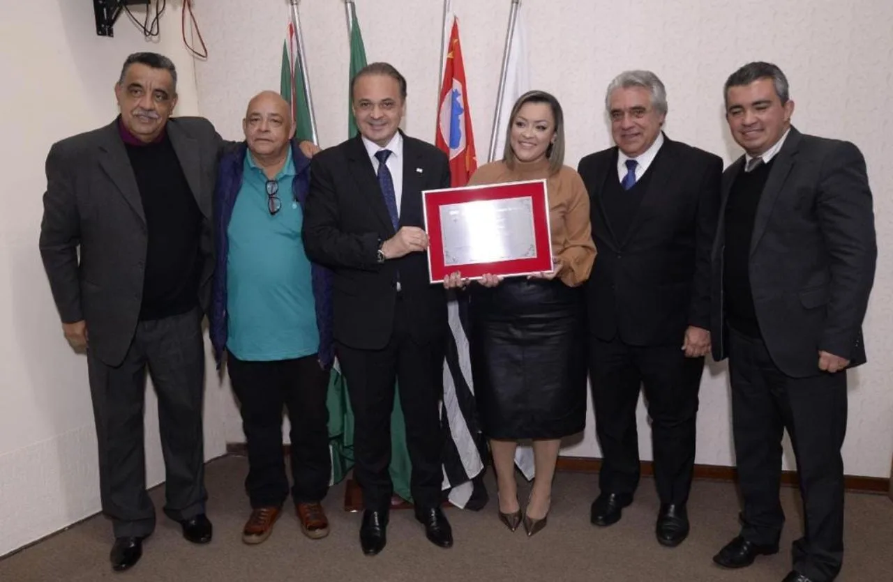 Secretário de Turismo e Viagens de São Paulo Roberto de Lucena, Recebe Título de Cidadão Jordanense