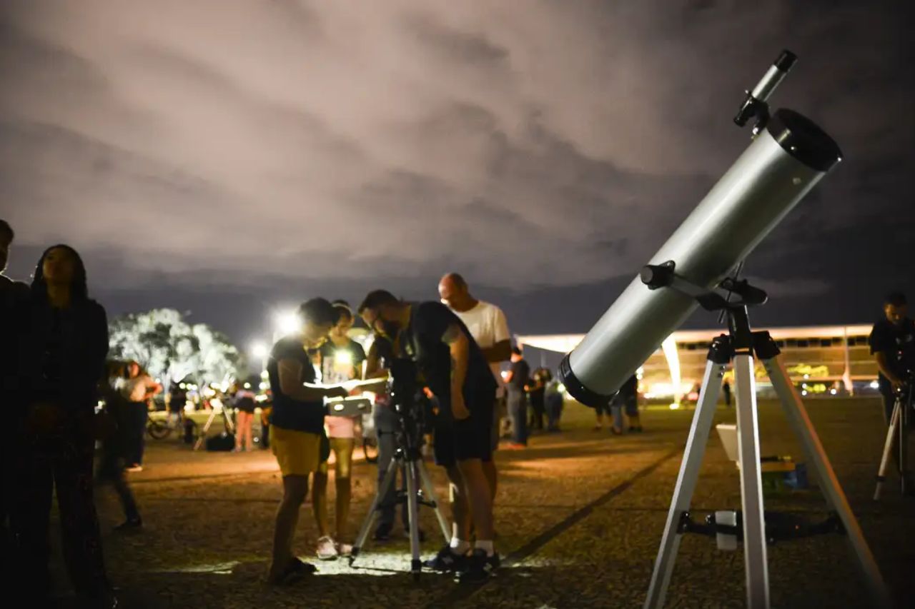 Cometa C/2023 A3 poderá ser visto no Brasil em outubro
