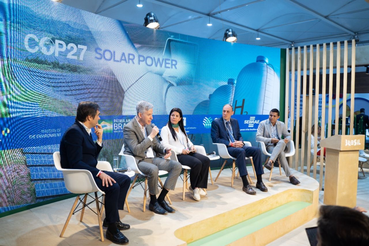 Os avanços e o futuro da energia solar no Brasil são destaques na rodada de painéis no estande do país na COP 27