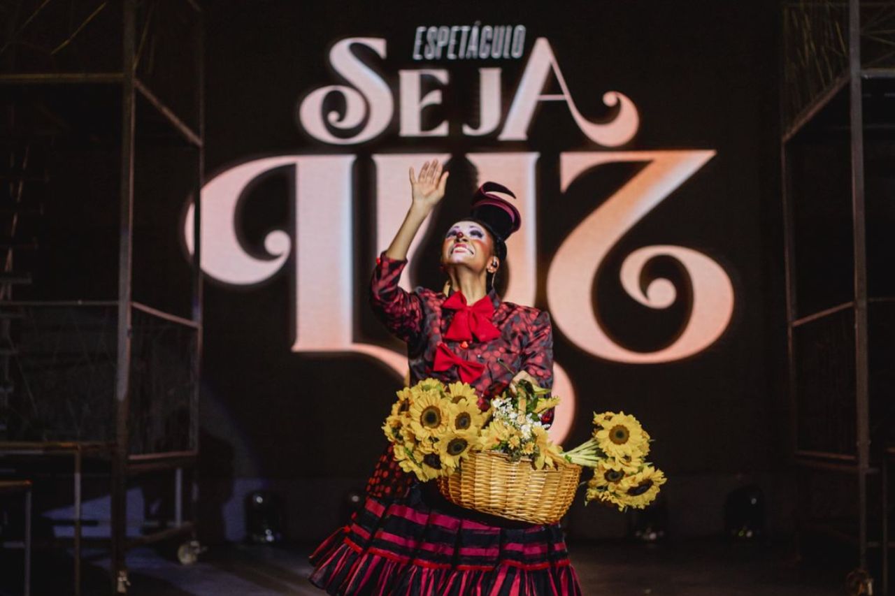 Espetáculo cristão “Seja Luz” chega a São José dos Campos com circo, música ao vivo e experiência imersiva