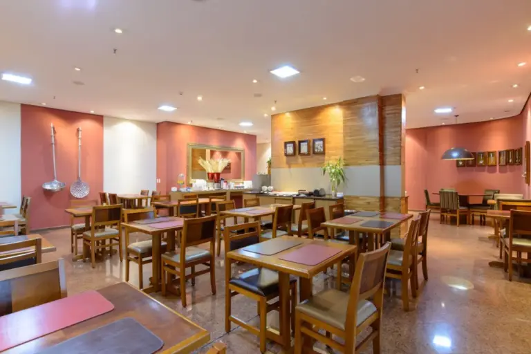 Faro Hotel de São José dos Campos