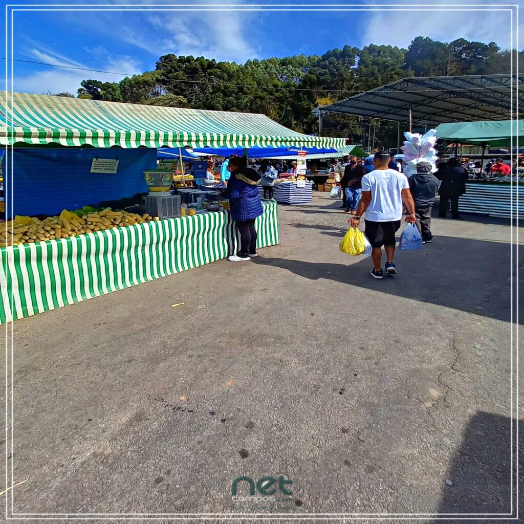 Sábado é dia de feira em Campos do Jordão
