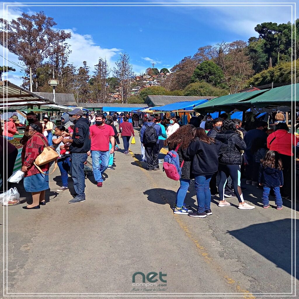 Sábado é dia de feira em Campos do Jordão
