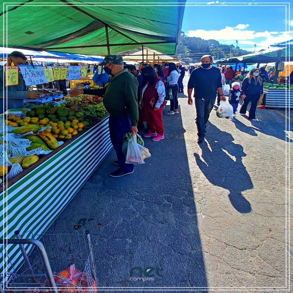 Sábado é dia de feira em Campos do Jordão