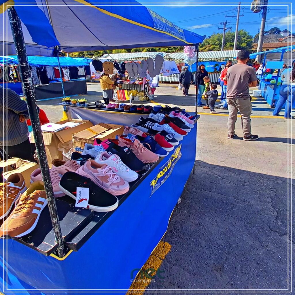 Sábado é dia de feira em Campos do Jordão