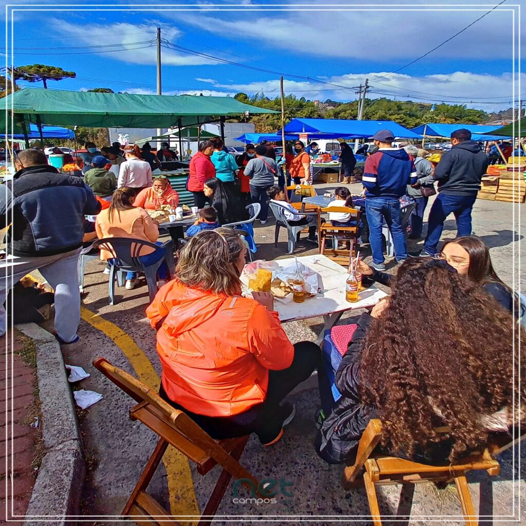 Sábado é dia de feira em Campos do Jordão