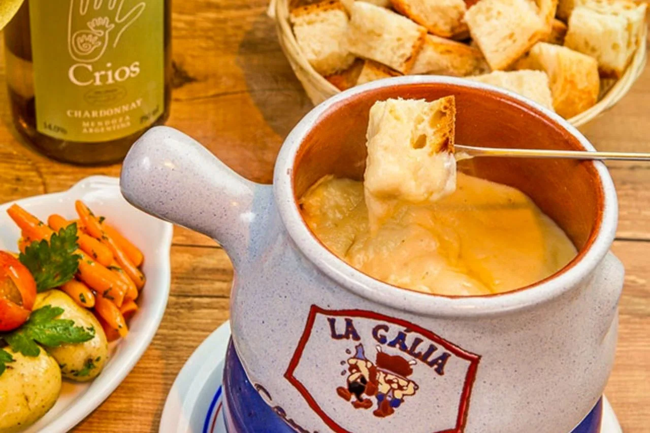 10 Dicas de Restaurantes para comer Fondue em Campos do Jordão