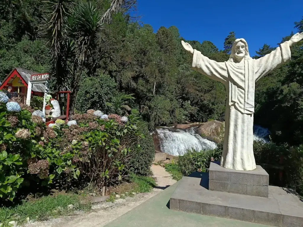 Cachoeira Véu da Noiva