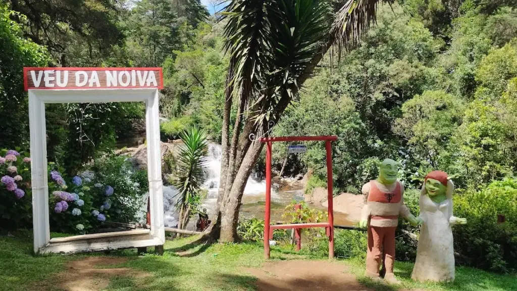 Cachoeira Véu da Noiva