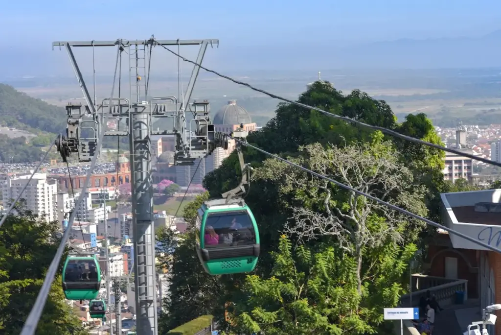 Bondinhos Aéreos e Morro do Cruzeiro