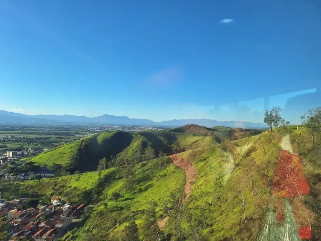Bondinhos Aéreos e Morro do Cruzeiro