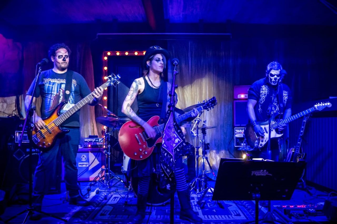 Halloween ART BBQ promete agitar Campos do Jordão neste sábado com festa temática e música ao vivo