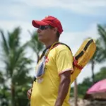 Ilhabela prorroga inscrições para 20 guarda-vidas; salário é de R$ 3.177,08