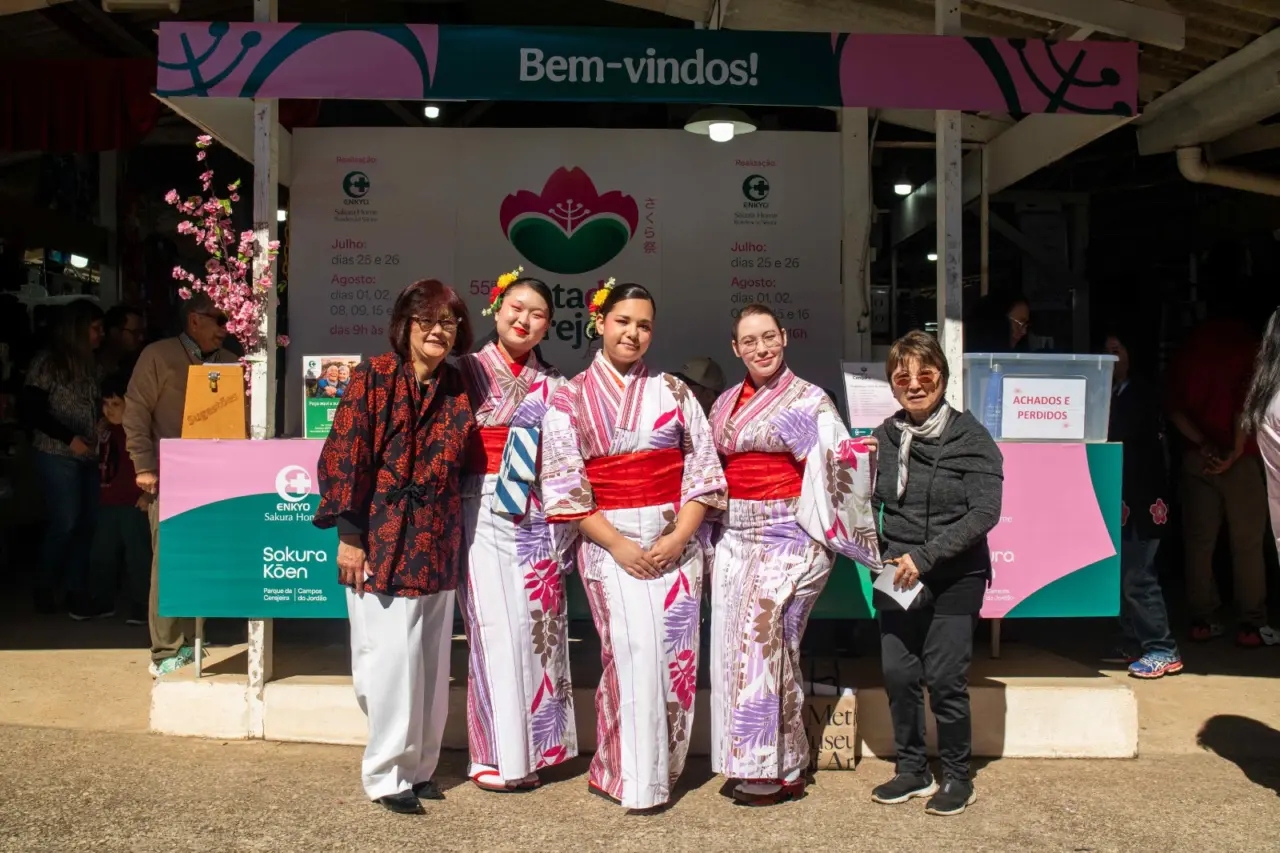 Festa da Cerejeira em Flor segue com programação até 16 de agosto em Campos do Jordão