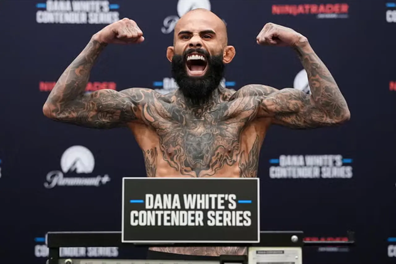 Marcos Tailandês, de Campos do Jordão, luta por contrato no UFC nesta terça