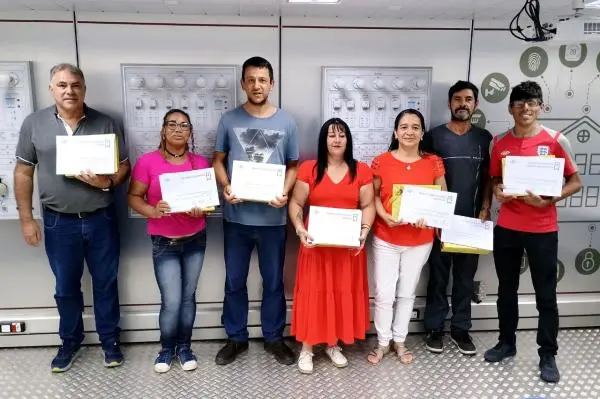 Campos do Jordão forma novos reparadores elétricos em curso gratuito do Senai