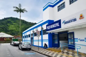 Caraguatatuba corta gastos após queda de R$ 44,6 milhões em royalties e ICMS