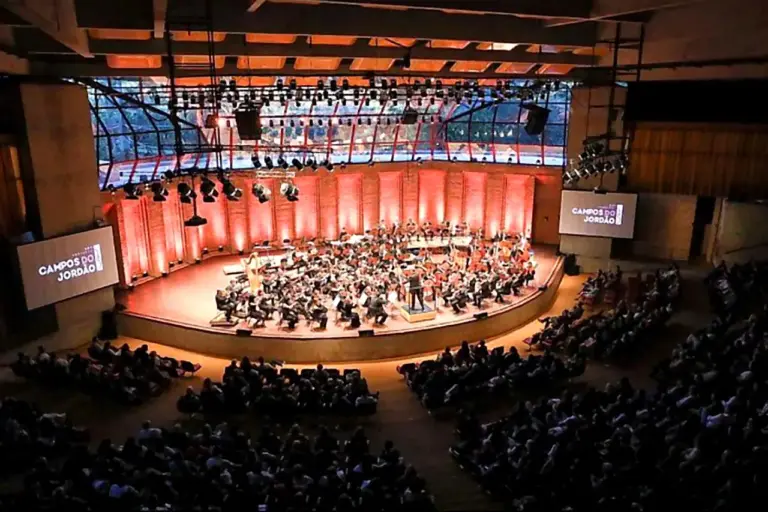 Festival de Inverno de Campos do Jordão 2026 promete movimentar a Serra com mais de 80 concertos gratuitos