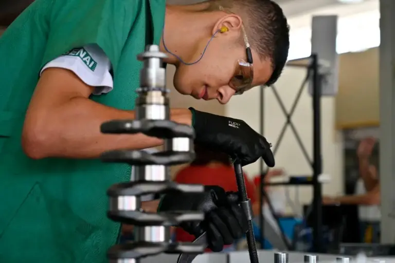 SESI completa 80 anos com impacto nacional em educação, saúde, cultura e qualidade de vida