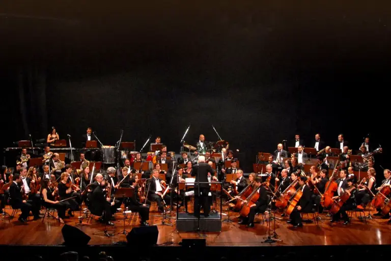 Festival de Inverno entra na segunda semana com ópera, Carmina Burana, Roberta Sá e concertos gratuitos em Campos do Jordão