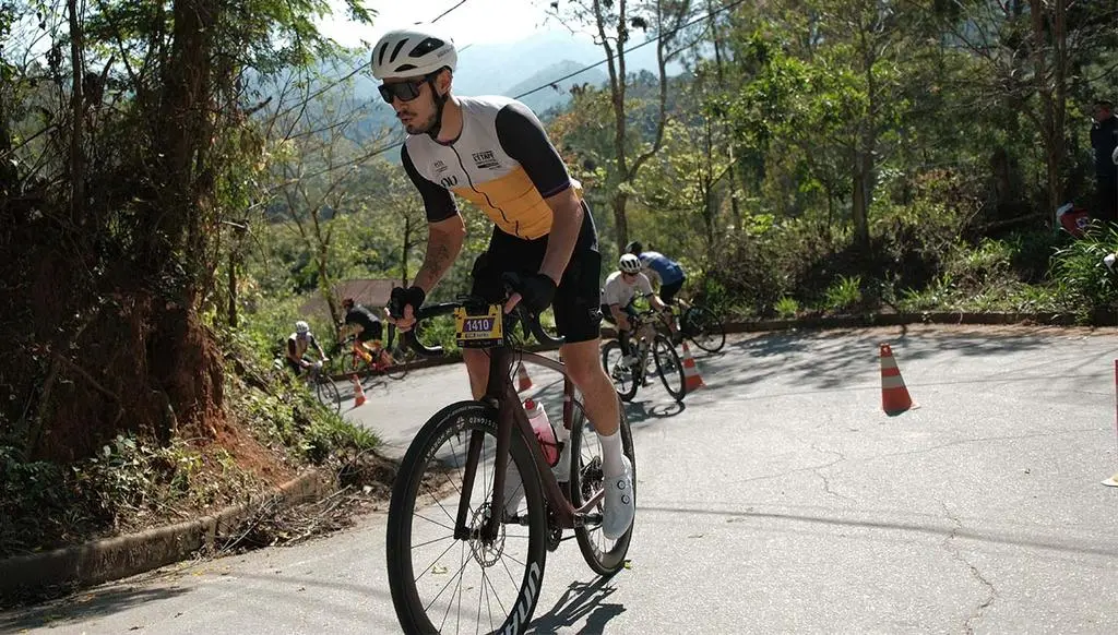Ciclistas durante o LEtape Campos do Jordao 2026 - foto 01