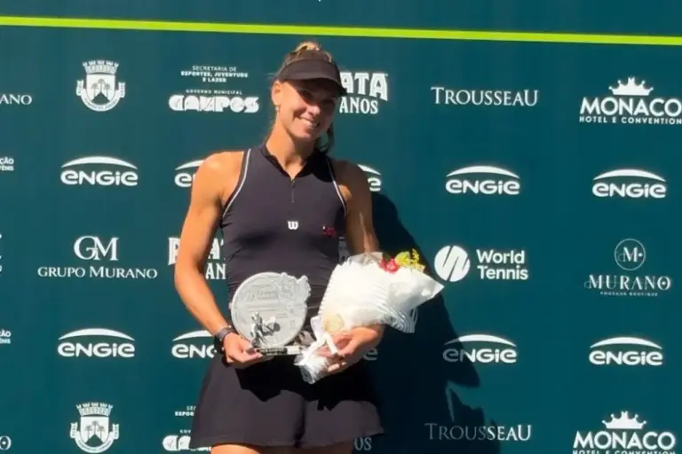 Luiza Fullana fecha ITF W15 de Campos do Jordão com título, vice e nove vitórias seguidas