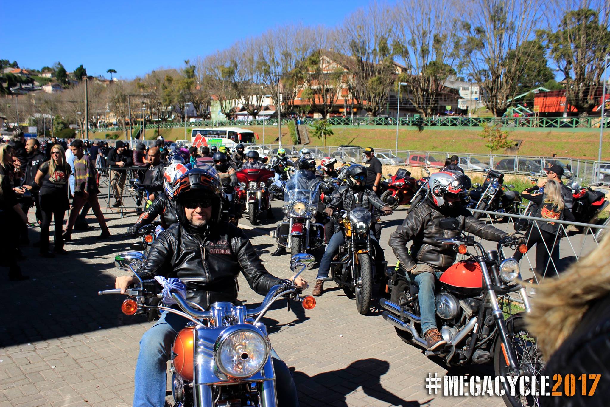 megacycle-campos-3