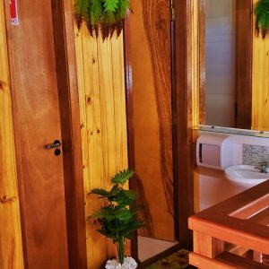 Você conhece o Mini Bar Jaguaribe e o Restaurante Roda de Carroça em Campos do Jordão?