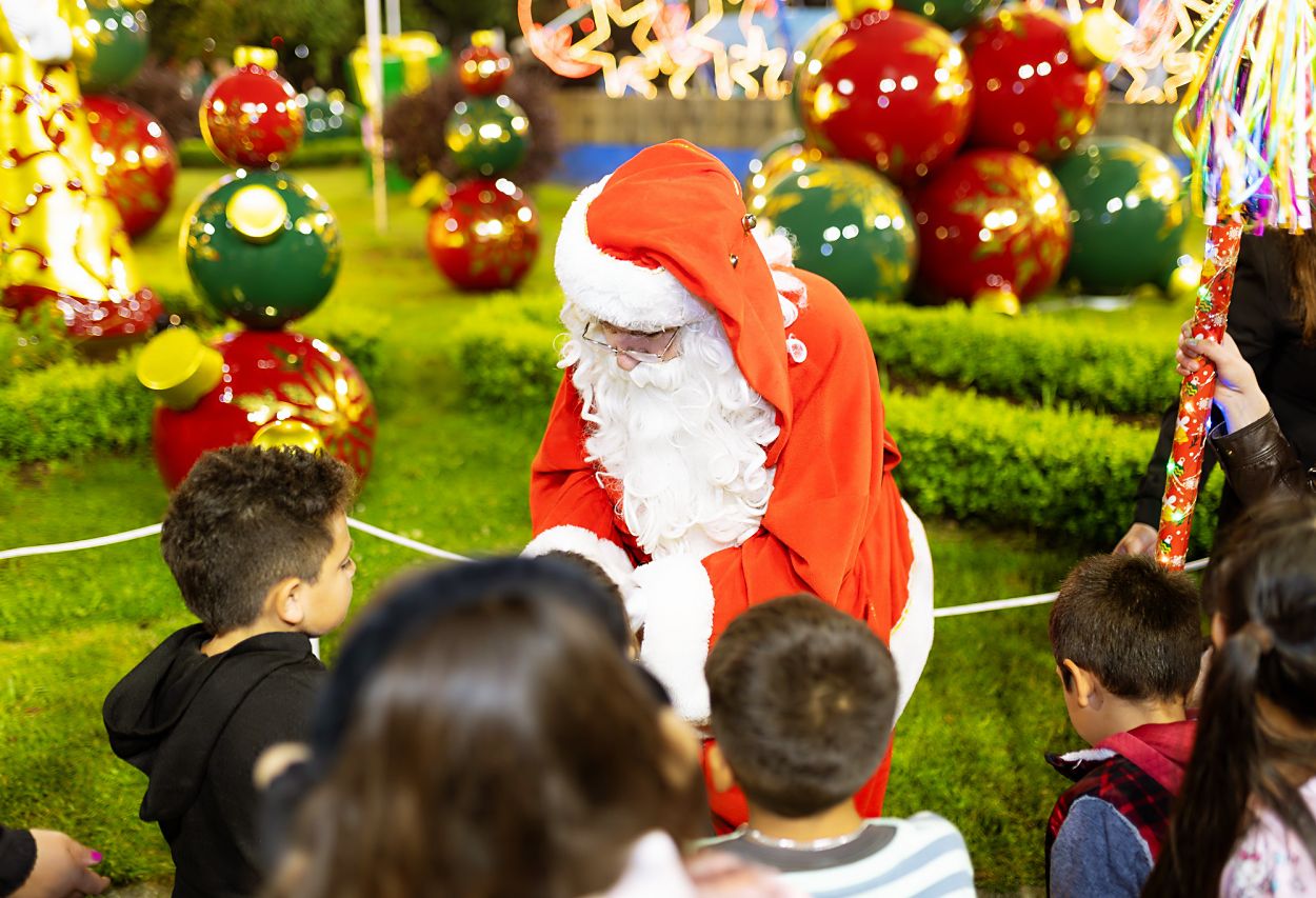 Natal Fundação Lia Maria Aguiar 2025 promete encantar Campos do Jordão com magia, arte e solidariedade