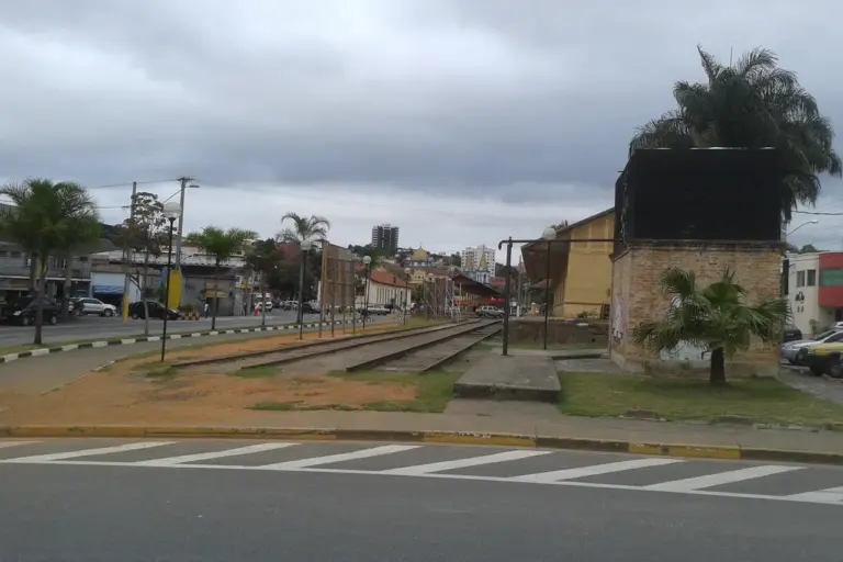 Jacareí terá repartições fechadas na sexta e em Finados; UPAs e parques funcionam