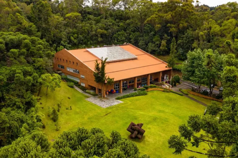 Senac terá caminhada histórica e encontros gratuitos de gastronomia em Campos do Jordão