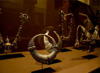 Peças Thereza Collor