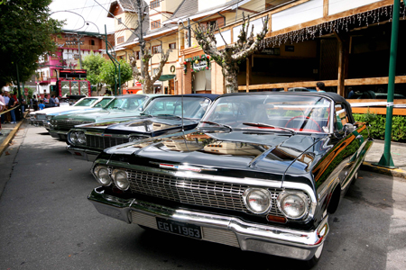 Encontro Paulista de Carros Antigos em Campos do Jordão
