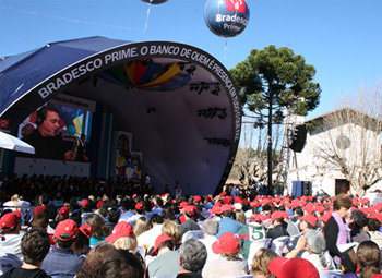 Atração na Praça em Campos do Jordão
